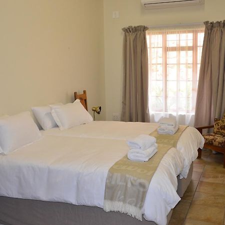 Stoep At Steenbok Self Catering Komatipoort Eksteriør billede